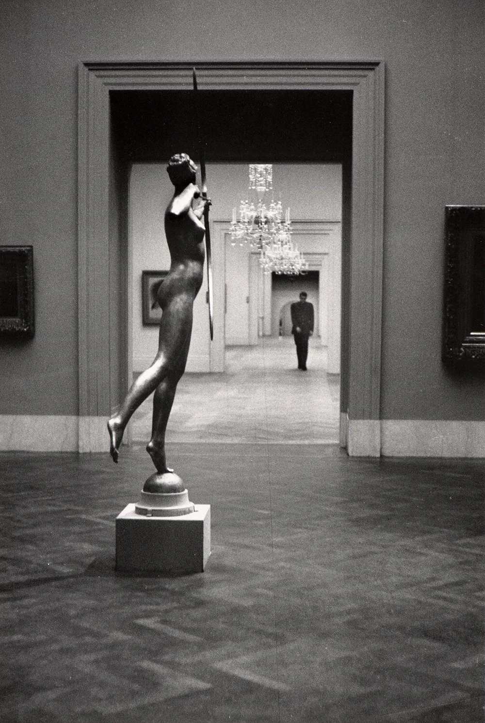 Elliott Erwitt, American (born France, 1928).  Diana, New York, 1949 . Gelatin silver print, 9 ½ x 6 5/16 inches. The Nelson-Atkins Museum of Art, Kansas City, Missouri. Gift of Carl W. Melcher, F845-41/10. © Elliott Erwitt/Magnum Photos.