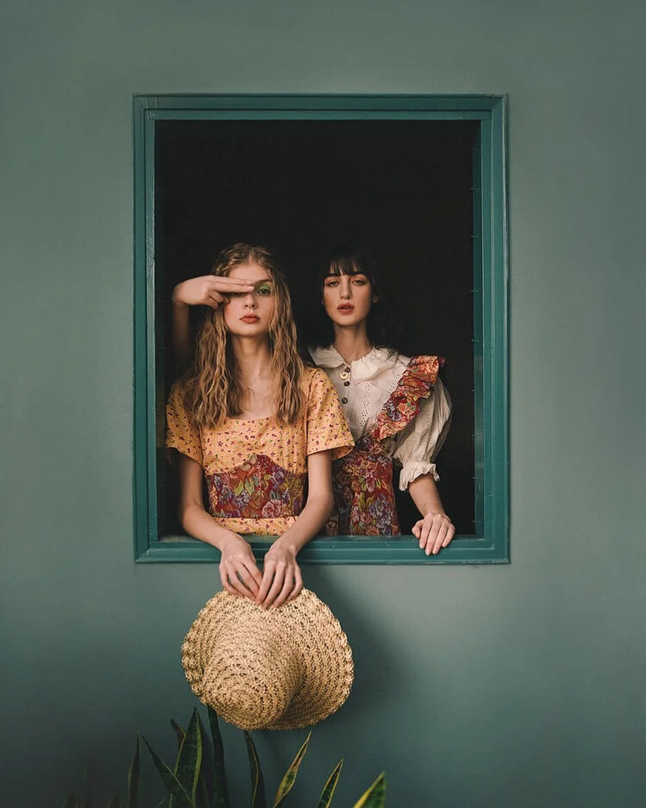 &ldquo;Untitled&rdquo; by Angela Garcia is the Photo of the Day!
www.donttakepictures.com
.
.
@angelagarciaphoto for @lucysmagazine 
Models: @gayalodzki @shakedmamman 
Makeup: @gayayaffe 
Styling: @shaymor.stylist 
Hair: @tal_levi02 
Wardrobe: @boobamacho @danawagnerjewelry