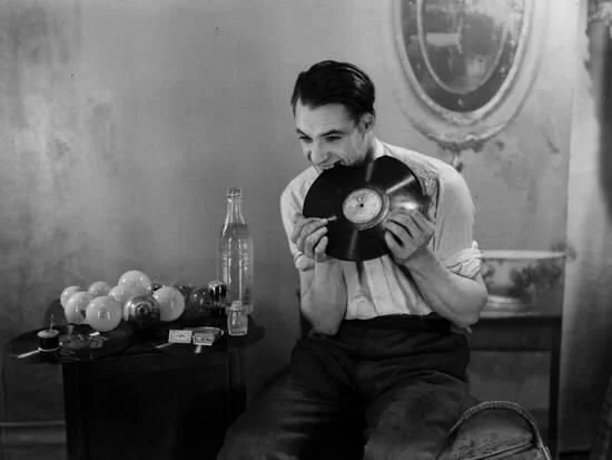 Studio Soundtrack: Gritty