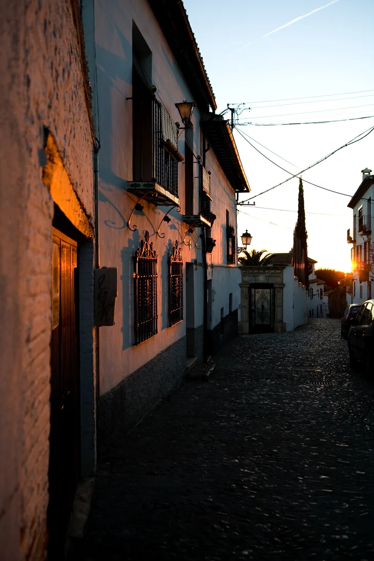 spain_streetsunset.JPG