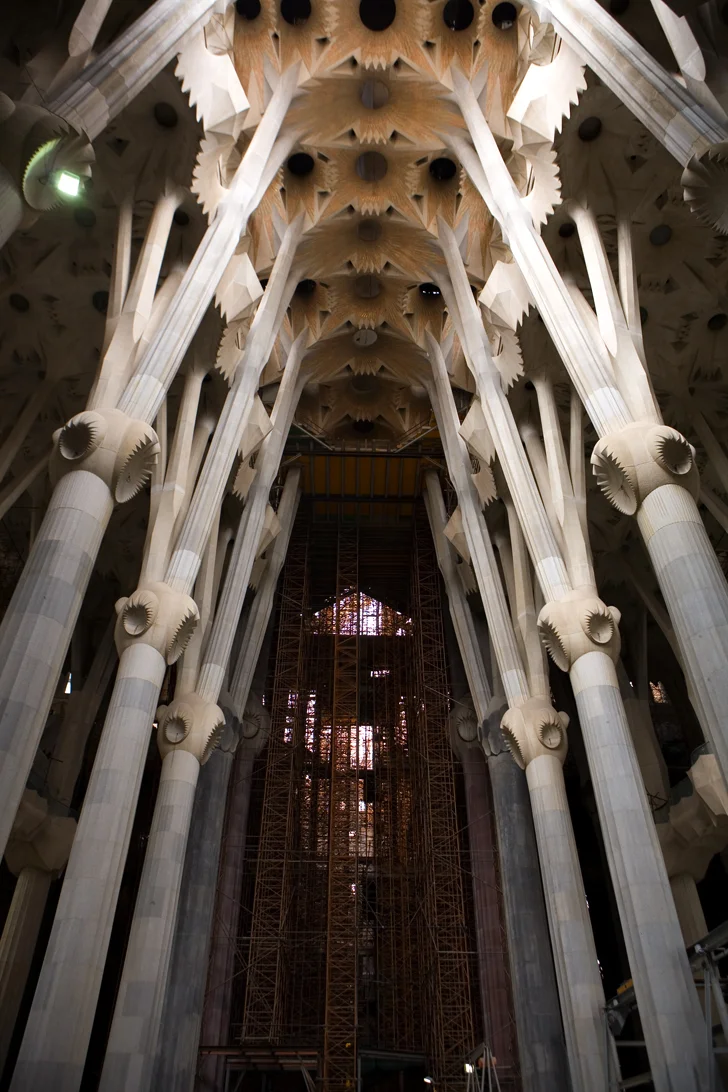 gaudi_sanctuary2.JPG