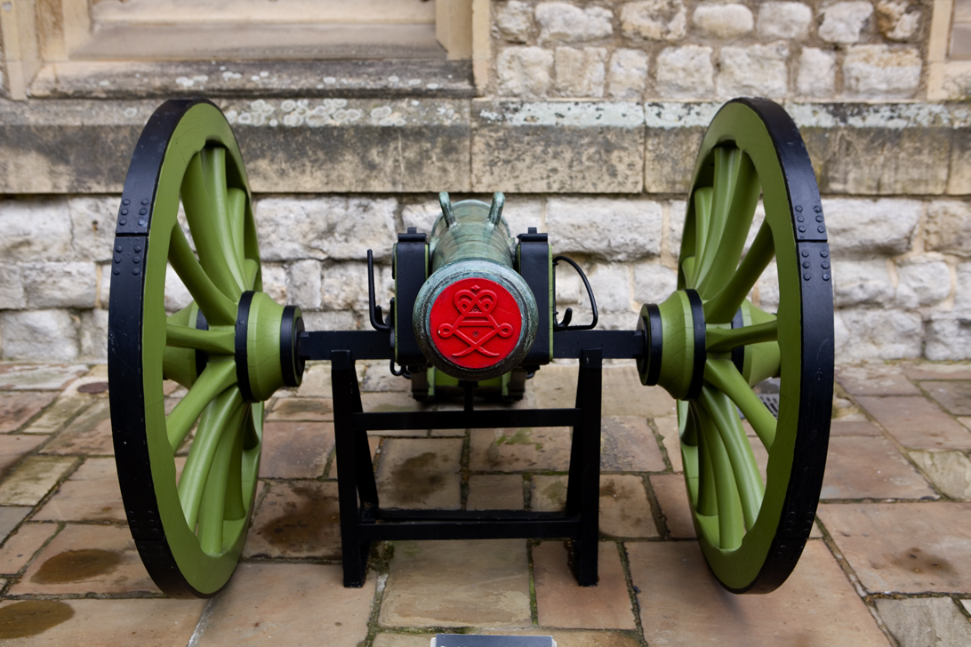london_royalcannon.JPG