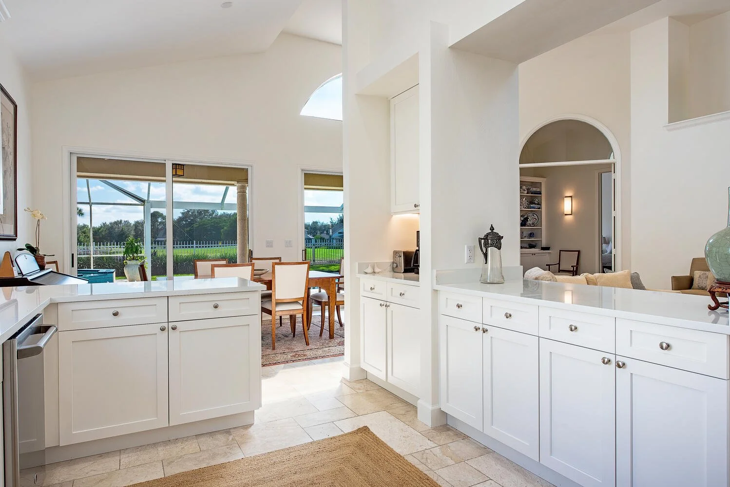 112 Via Napoli Naples FL 34105-large-006-014-KitchenDining-1499x1000-72dpi.jpg