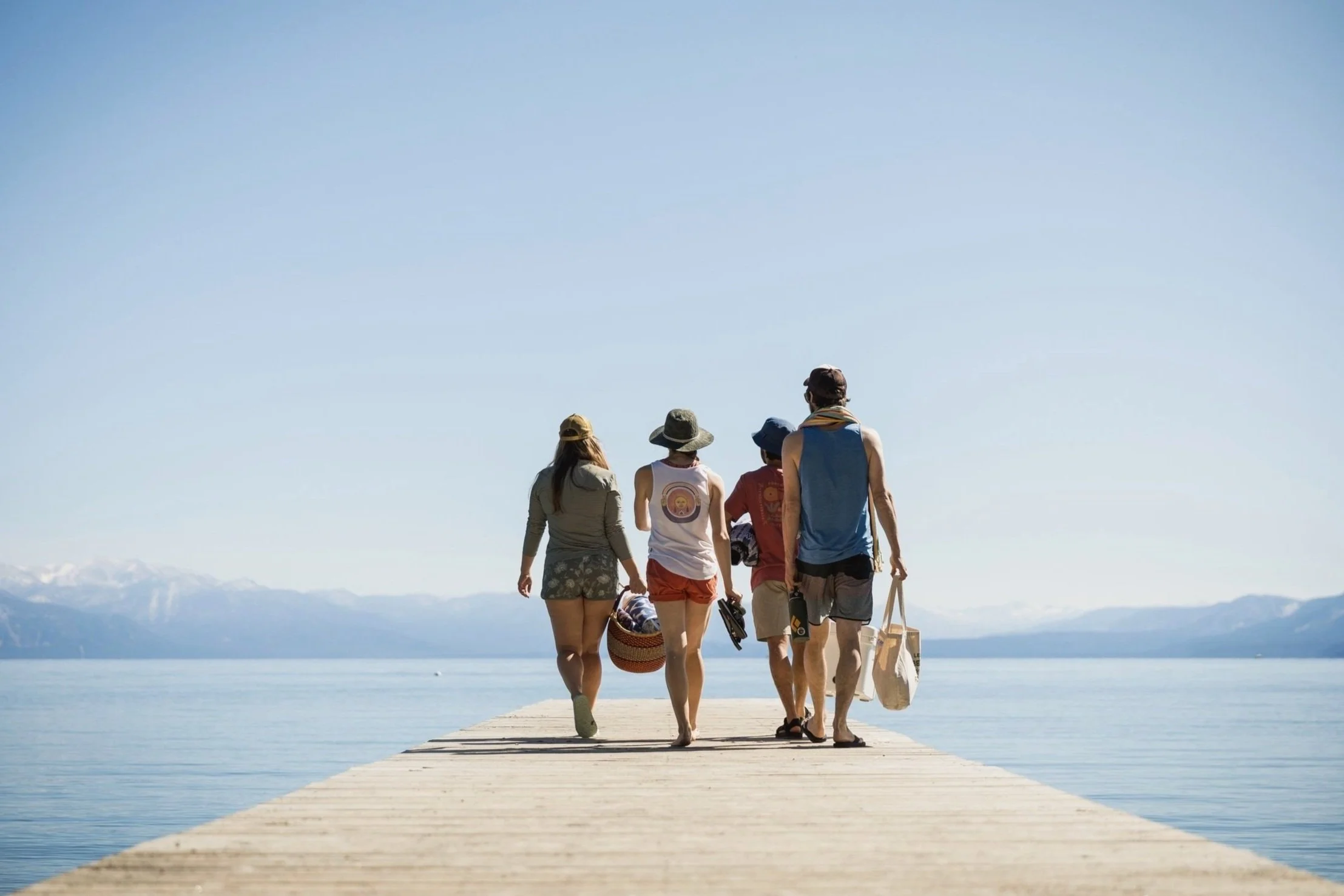 REI @mittelstaedt.photo   @beforebreakfast  @caseypoier