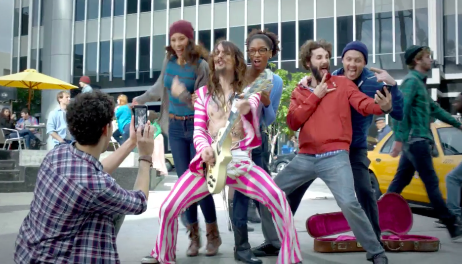 Samsung Galaxy "Thing Called Love"