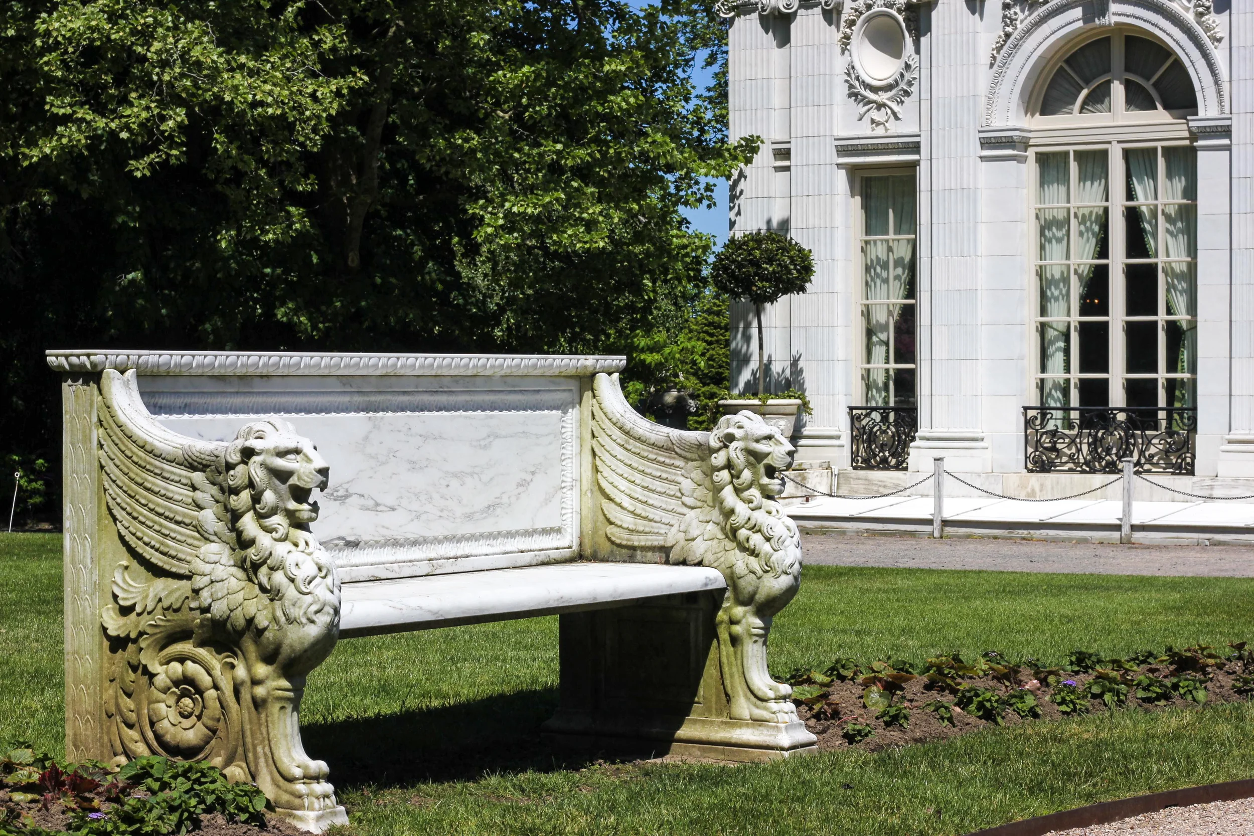 The Rosecliff Mansion