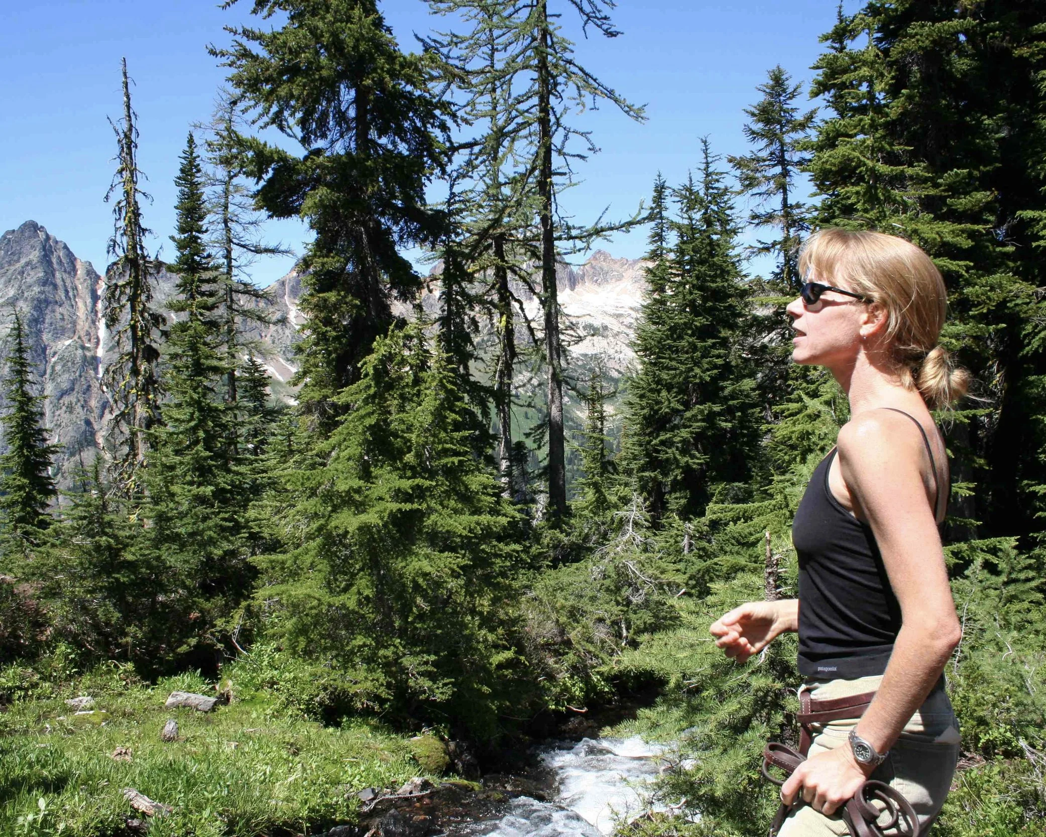 Hiking+Mazama.jpg