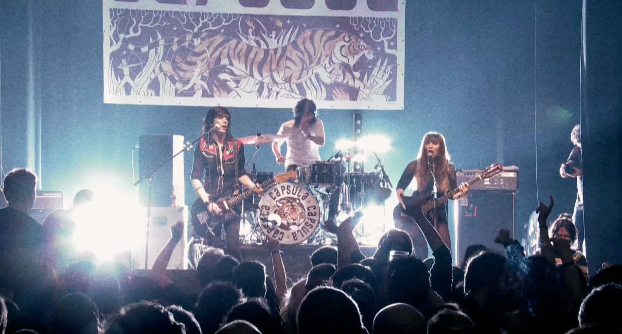 Capsula band live performance official photos psychedelic rock trio