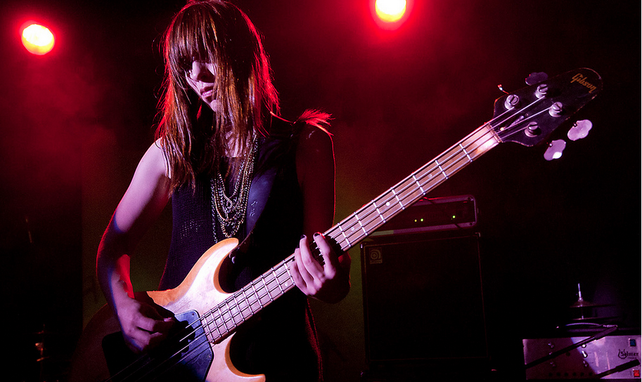 Capsula band live performance official photos psychedelic rock trio coni duchess