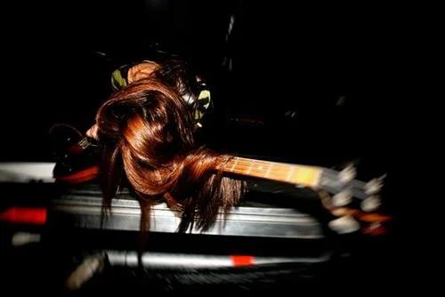 Capsula band live performance official photos psychedelic rock trio coni duchess