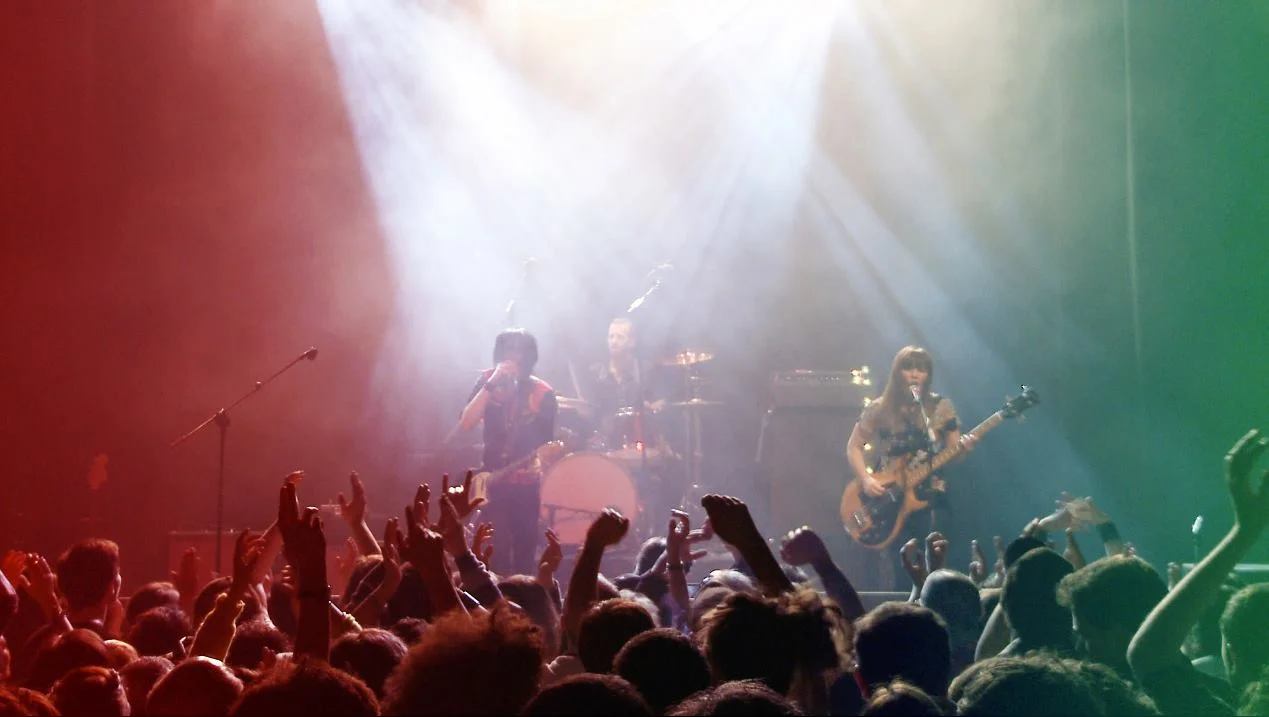 Capsula band live performance official photos psychedelic rock trio