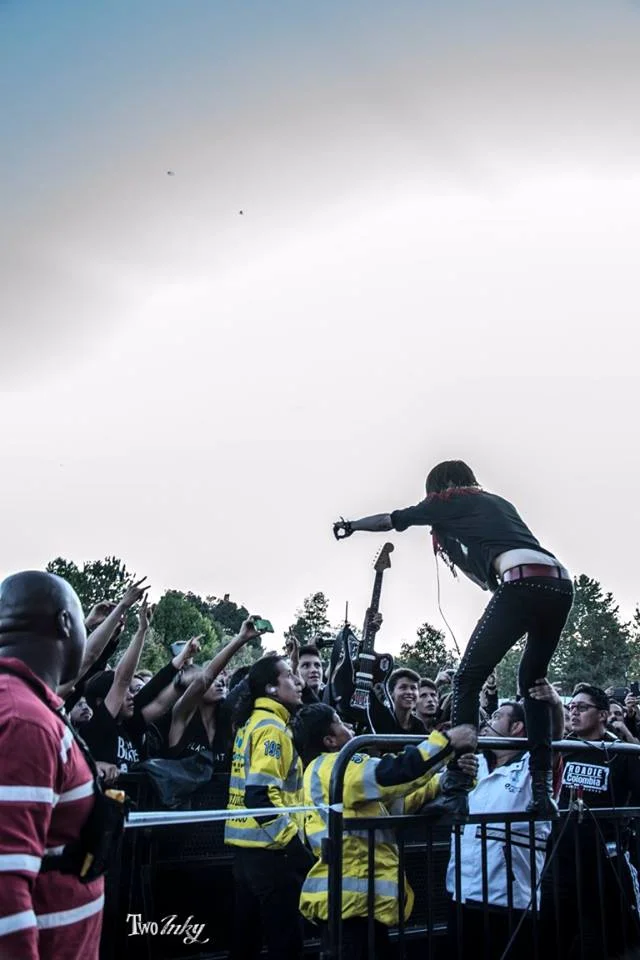 Capsula band live performance official photos psychedelic rock trio