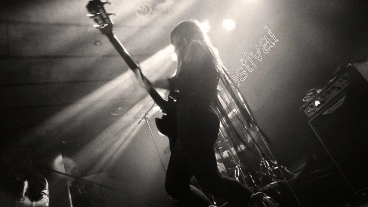 Capsula band live performance official photos psychedelic rock trio coni duchess