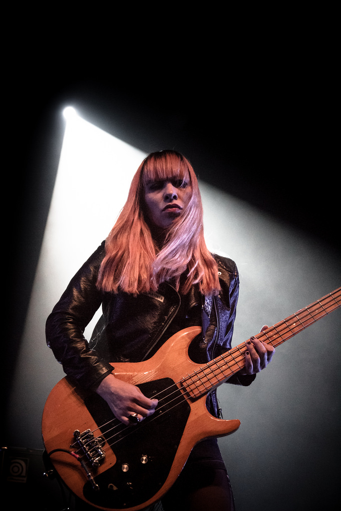 Capsula band live performance official photos psychedelic rock trio coni duchess