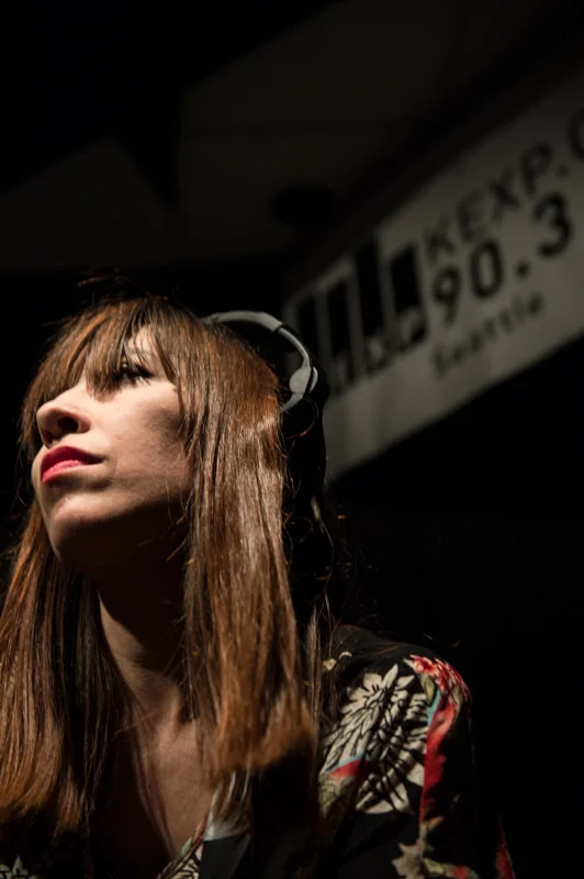 Capsula band live performance official photos psychedelic rock trio coni duchess