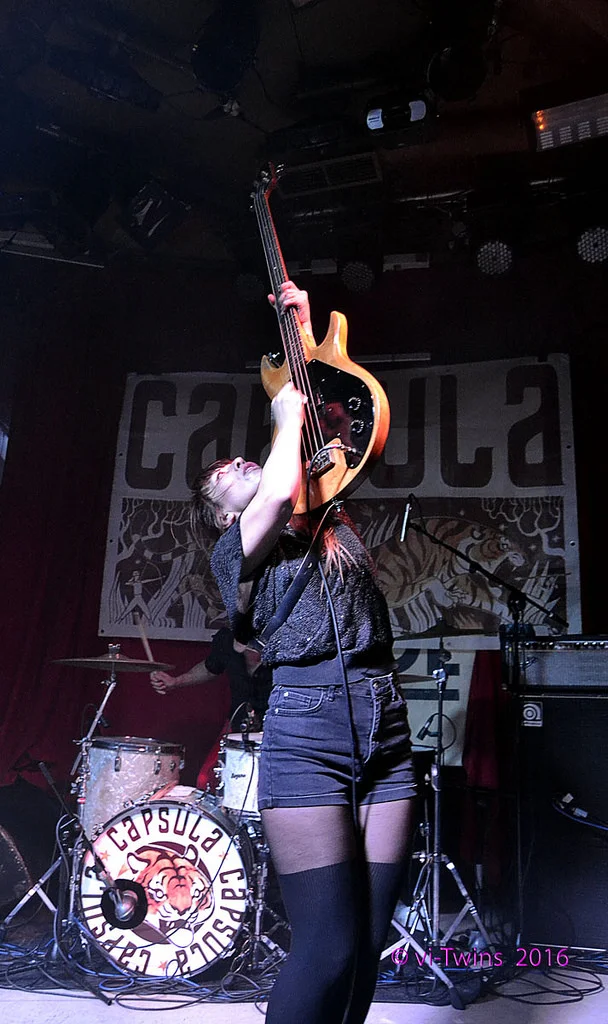 Capsula band live performance official photos psychedelic rock trio coni duchess