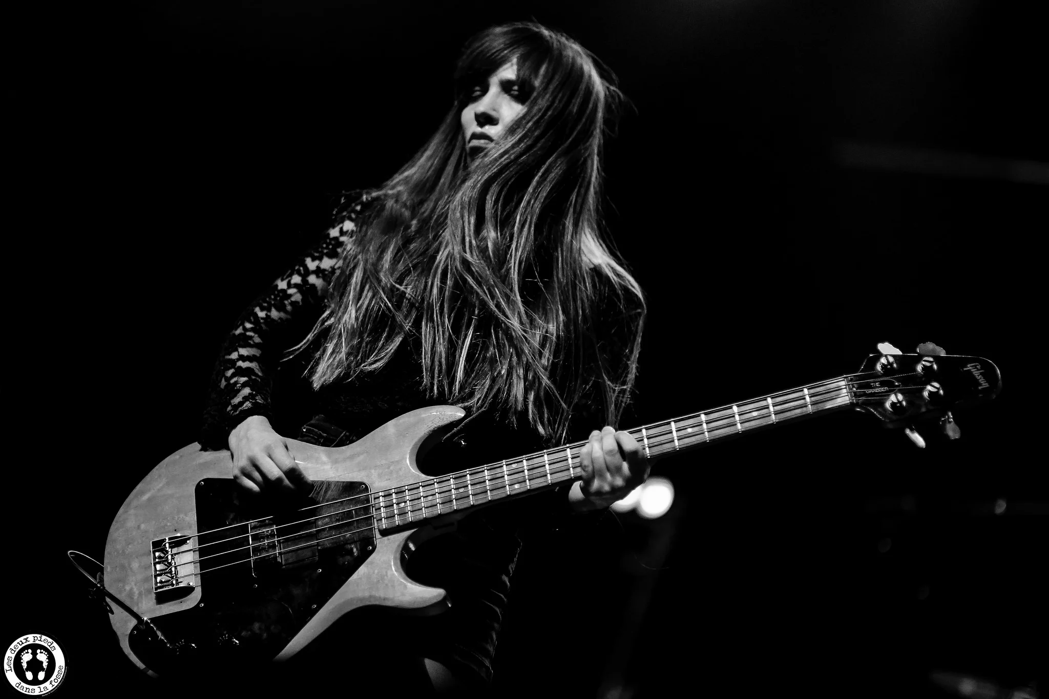 Capsula band live performance official photos psychedelic rock trio coni duchess