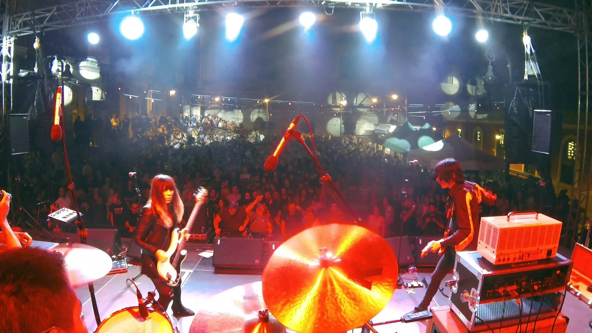 Capsula band live performance official photos psychedelic rock trio