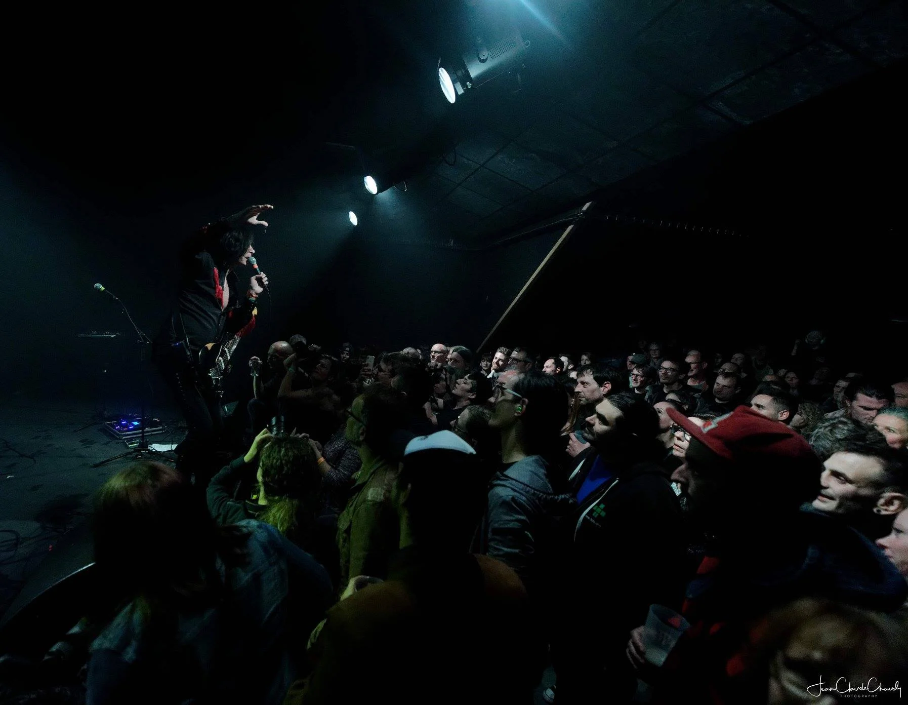 Capsula band live performance official photos psychedelic rock trio