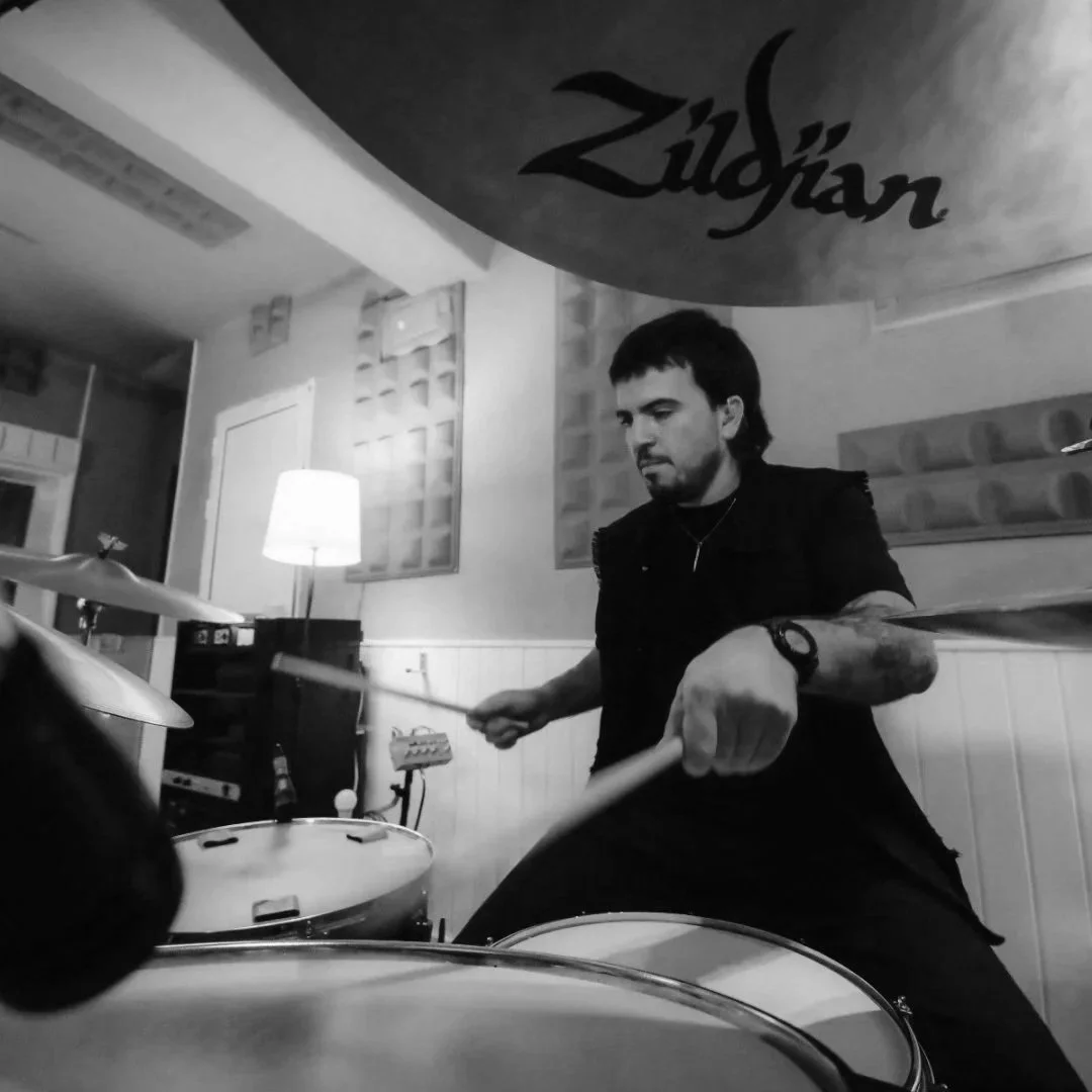 Please welcome Gonzalo to CAPSULA!