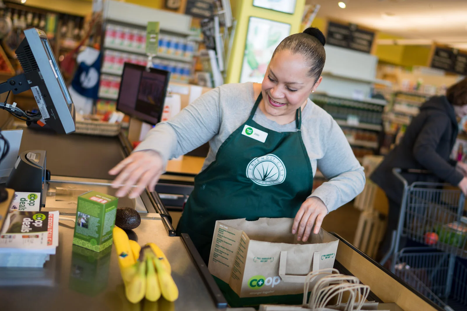 Friendly+City+Co-Op-1187.jpg