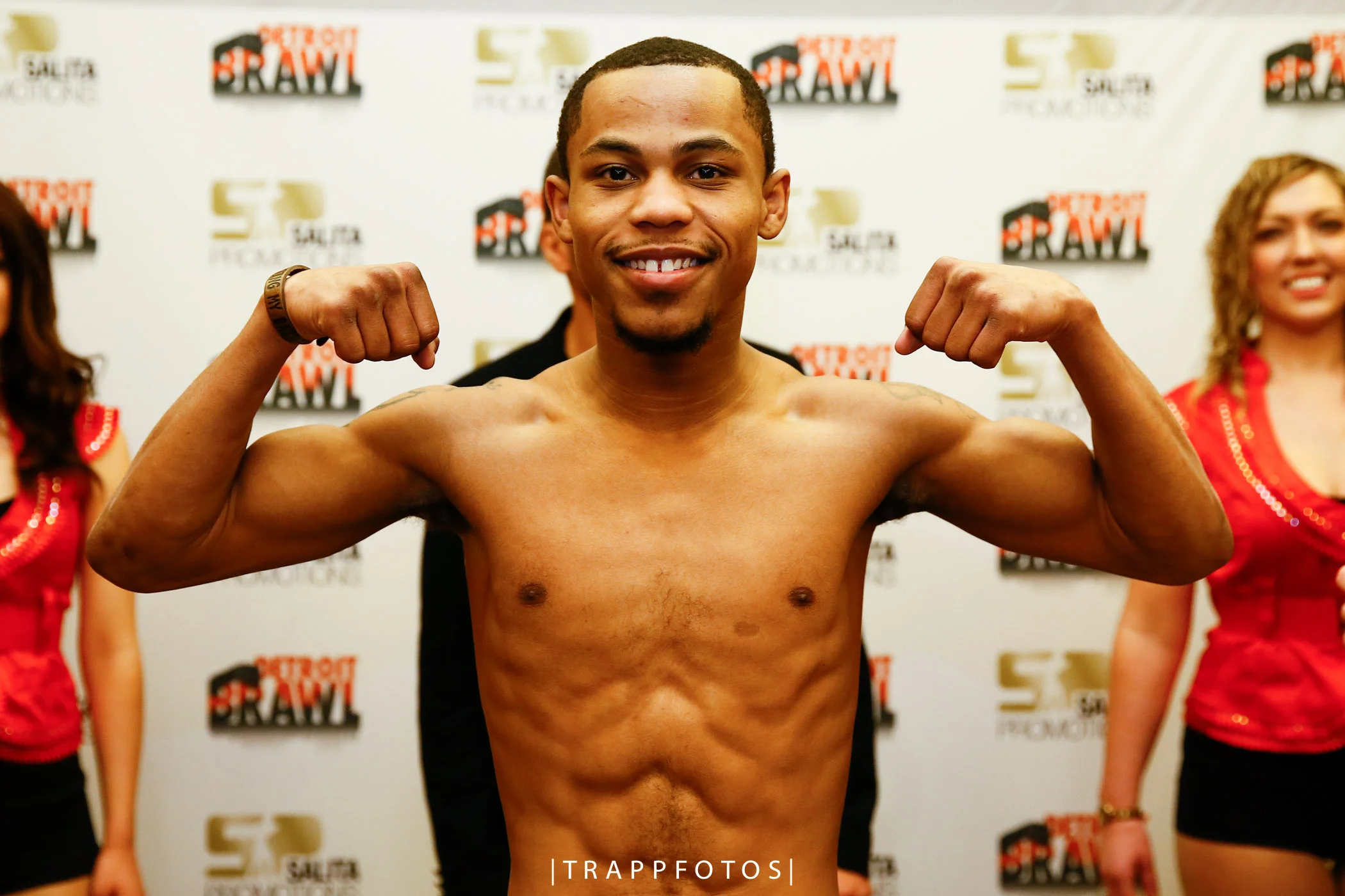 LR_DETROIT BRAWL-WEIGH IN-01212016-9310.jpg