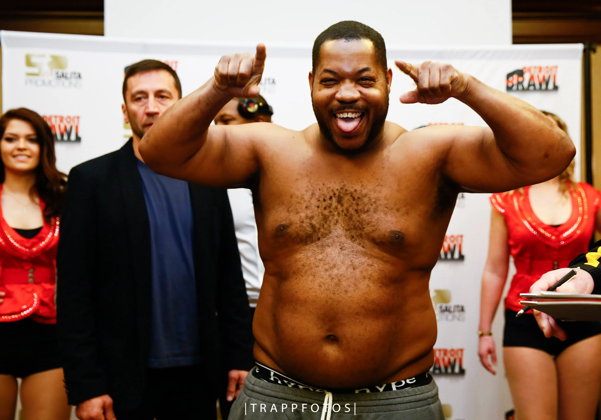 LR_DETROIT BRAWL-WEIGH IN-01212016-9377.jpg