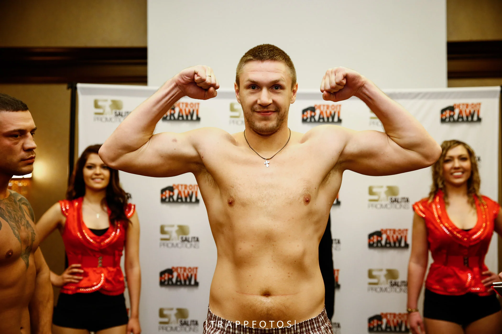 LR_DETROIT BRAWL-WEIGH IN-01212016-9409.jpg