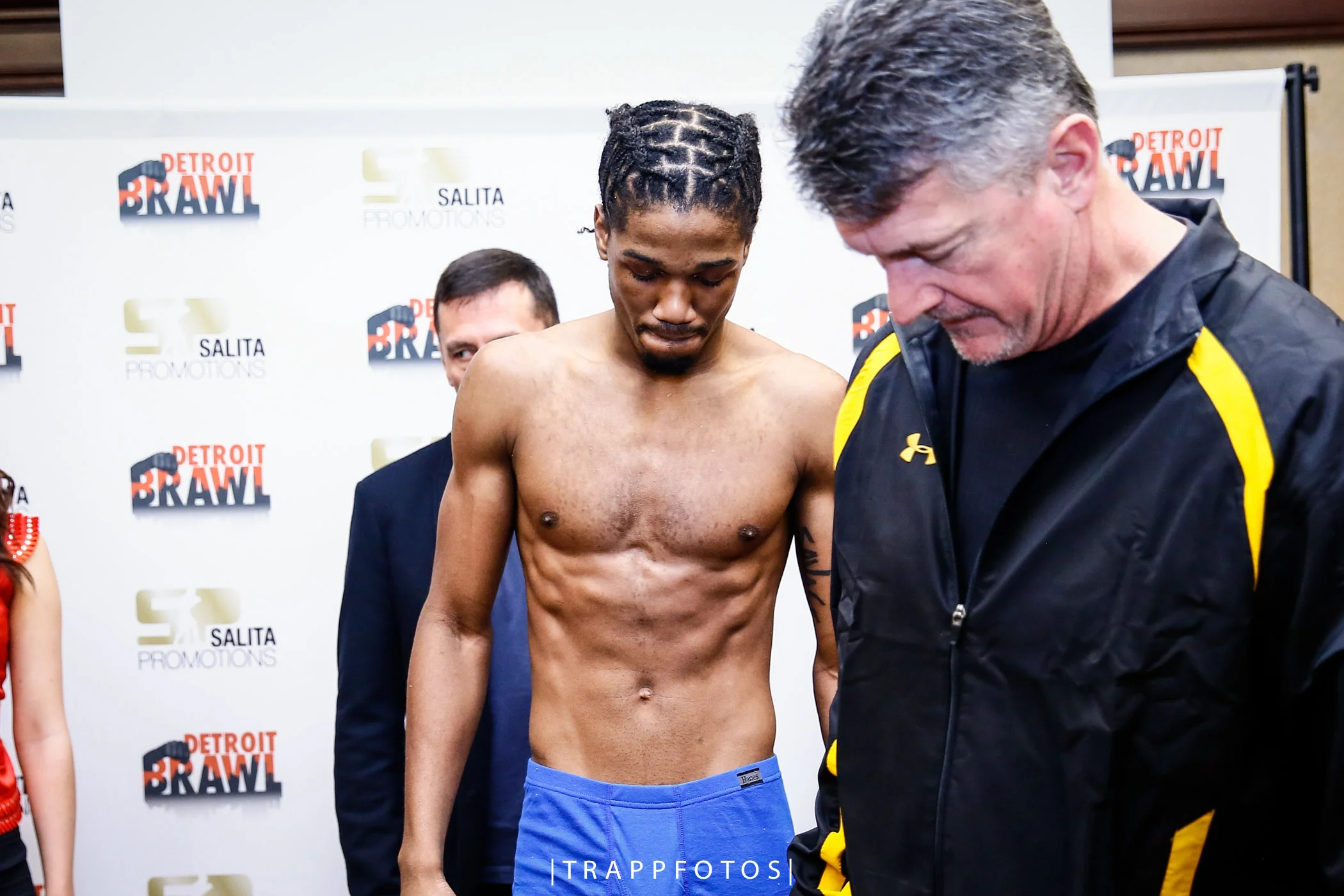 LR_DETROIT BRAWL-WEIGH IN-01212016-9434.jpg