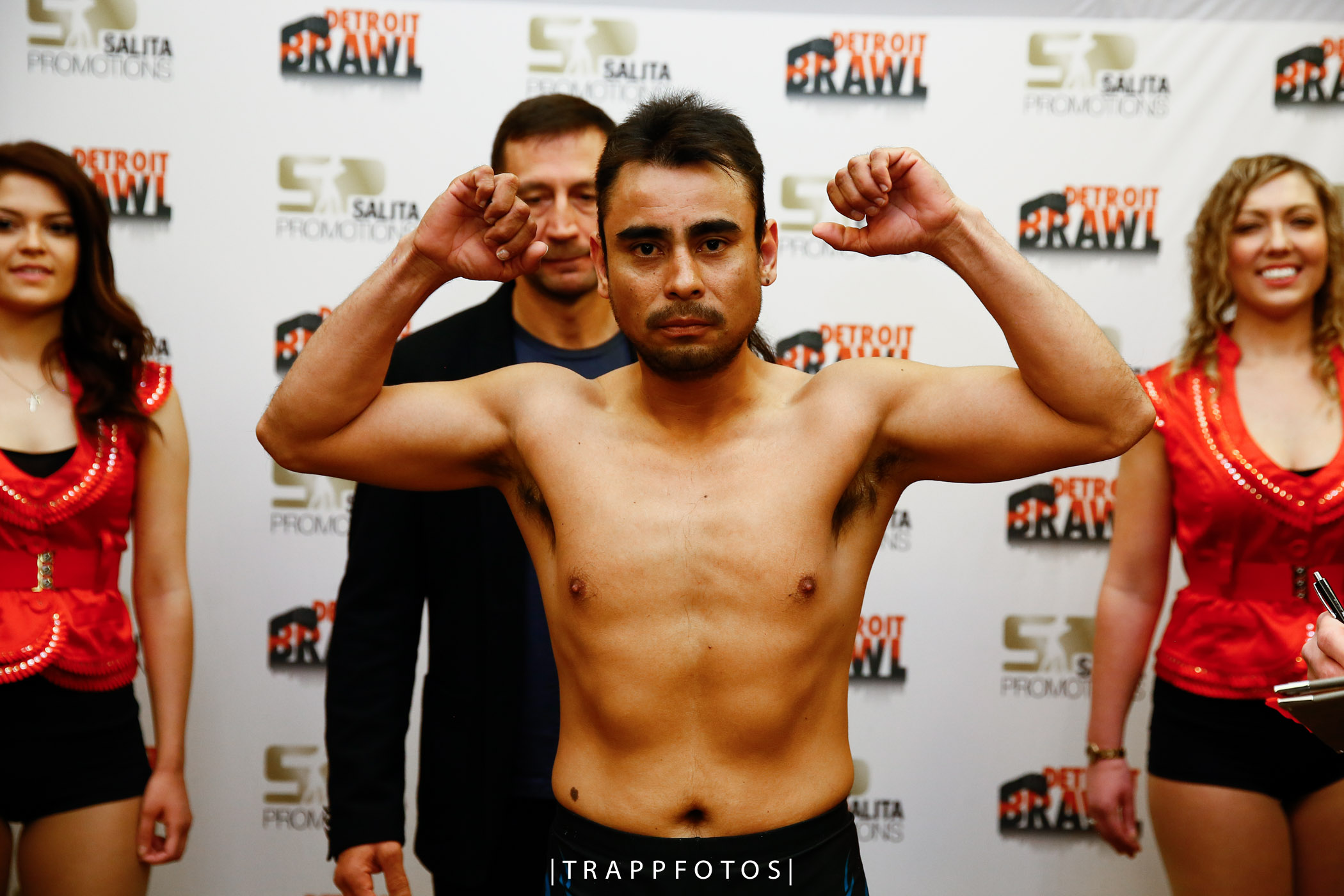 LR_DETROIT BRAWL-WEIGH IN-01212016-9473.jpg