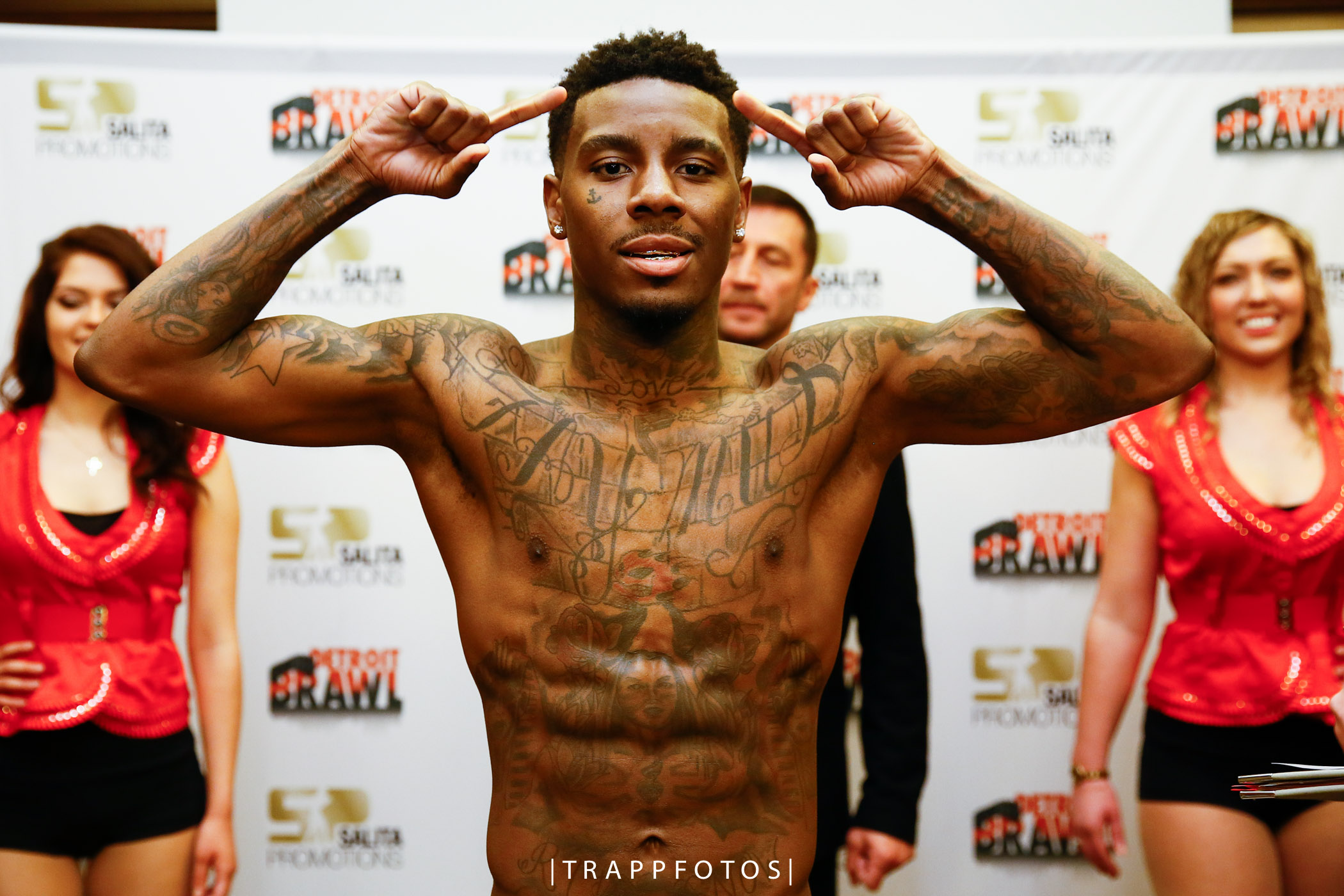 LR_DETROIT BRAWL-WEIGH IN-01212016-9510.jpg