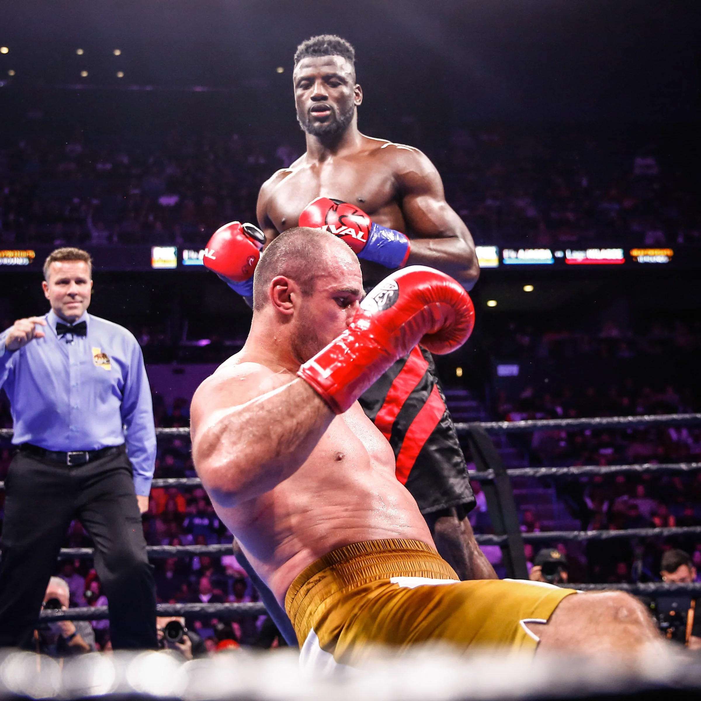 HR_TGB-PBC ON FOX-FIGHT NIGHT-CHARLO VS HARRISON 2-TRAPPFOTOS-12212019-0037.jpg
