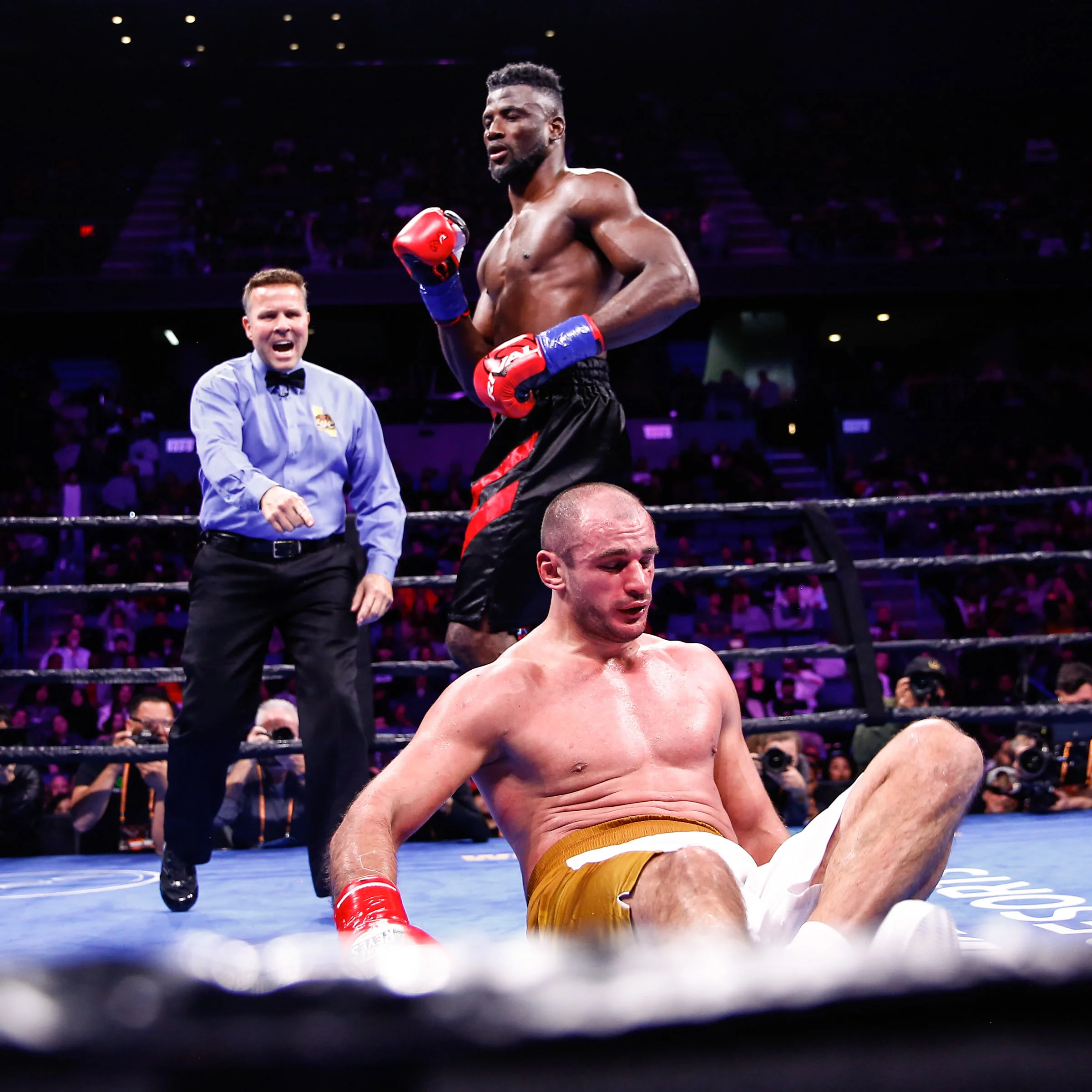 HR_TGB-PBC ON FOX-FIGHT NIGHT-CHARLO VS HARRISON 2-TRAPPFOTOS-12212019-0038.jpg