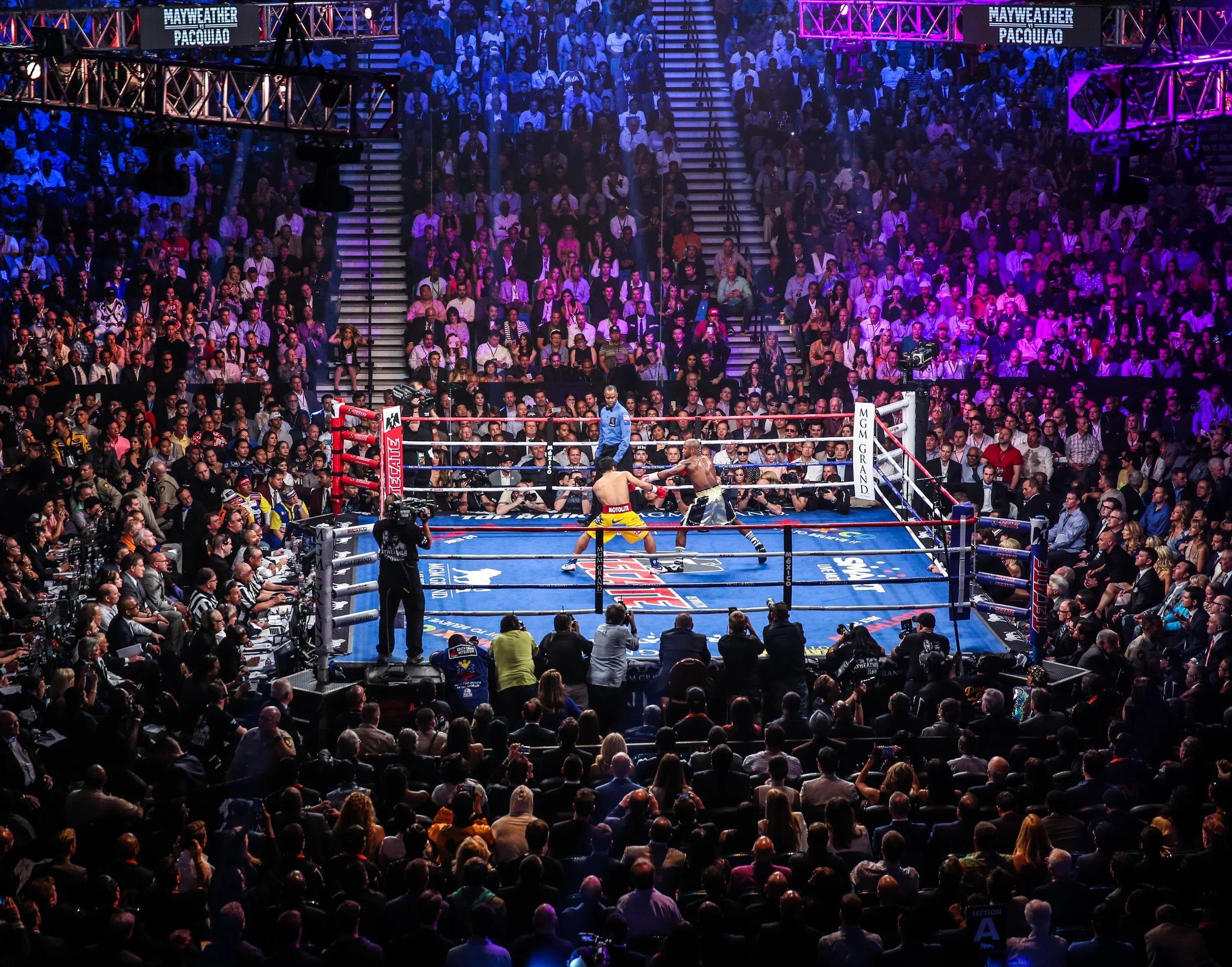 HR_MAYWEATHER PACQUIAO-TRAPPFOTOS-7929.jpg