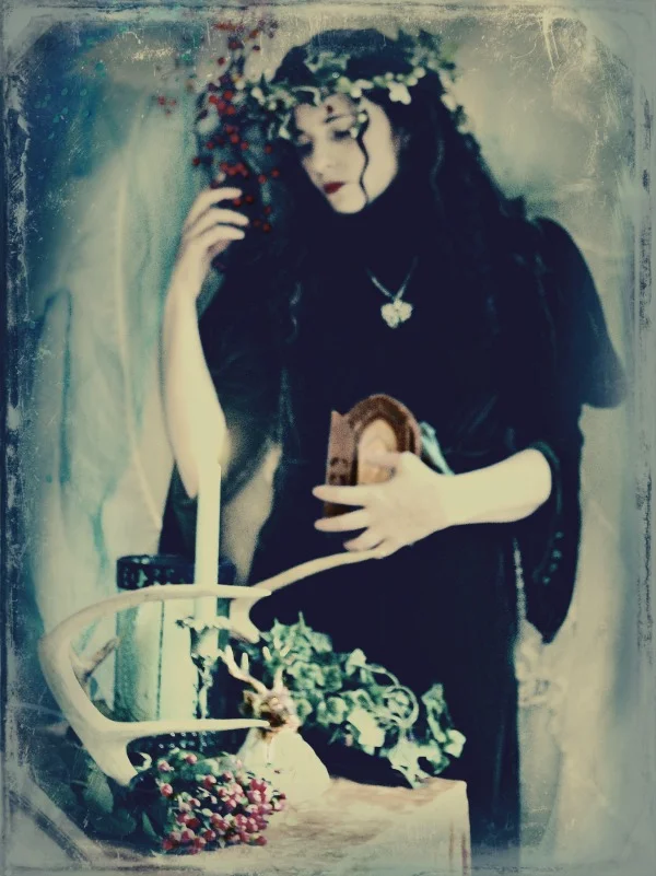 The Holly and the Ivy