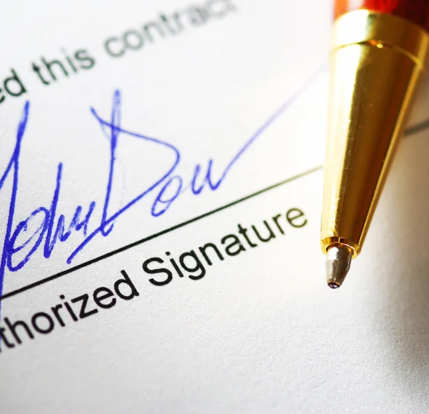 5068signing_a_contract.jpg