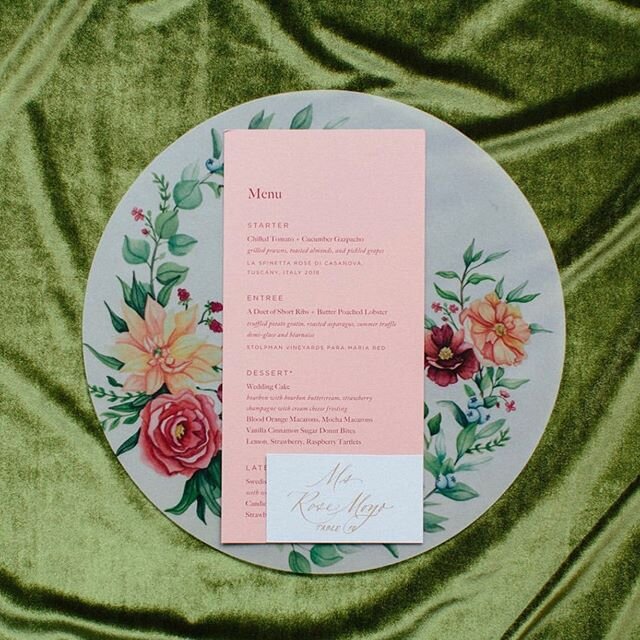 One of my favorite wedding details of 2019: a vellum &ldquo;placemat&rdquo; printed with the bride&rsquo;s artwork! @jaclynjourney @rachelfisher_calligraphy