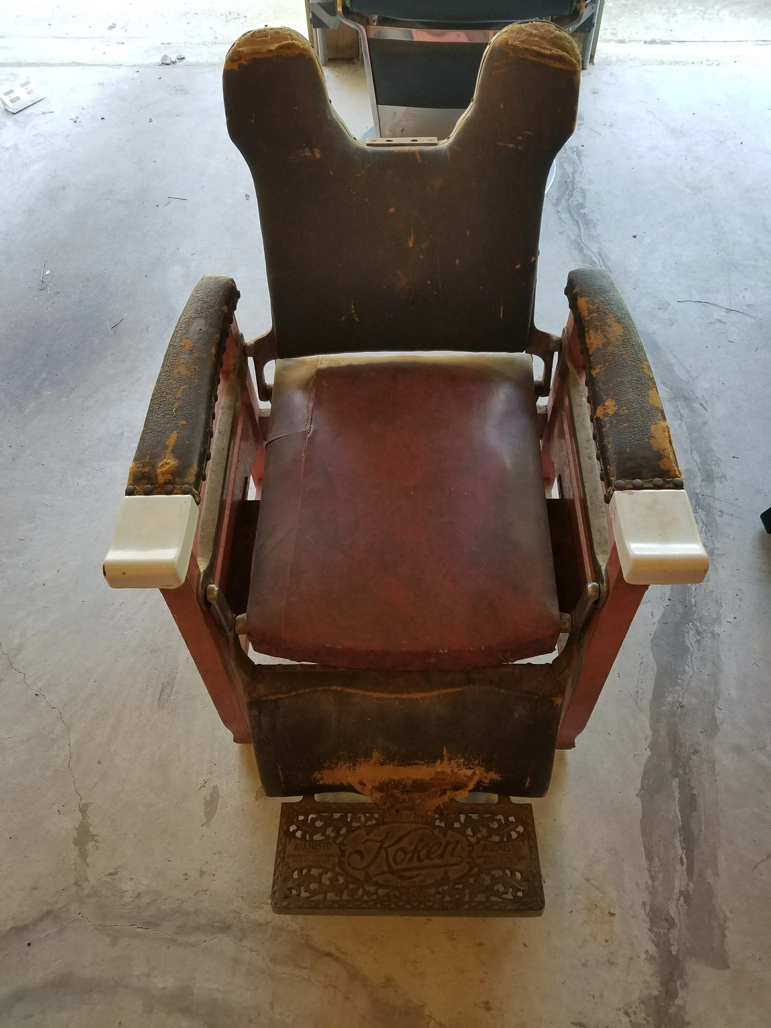 Koken Chair Pic 2.jpg