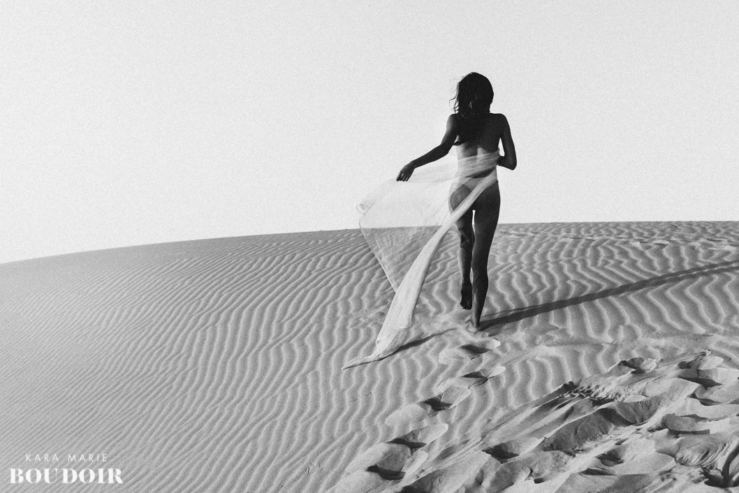 Desert Boudoir at Sunset | Austin Boudoir Photographer — Kara Marie Studios