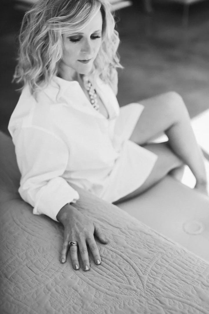 MISS "K" SAID... "I have always considered myself 'cute', but I never would have described myself as sexy. It felt great to feel sexy! The whole experience from arrival, to hair and makeup to the actual shoot, it was a great day. Having my sister with me was the icing on the cake! I felt very confident after the photo shoot. It was so much fun and definitely an experience I wish I could do again."