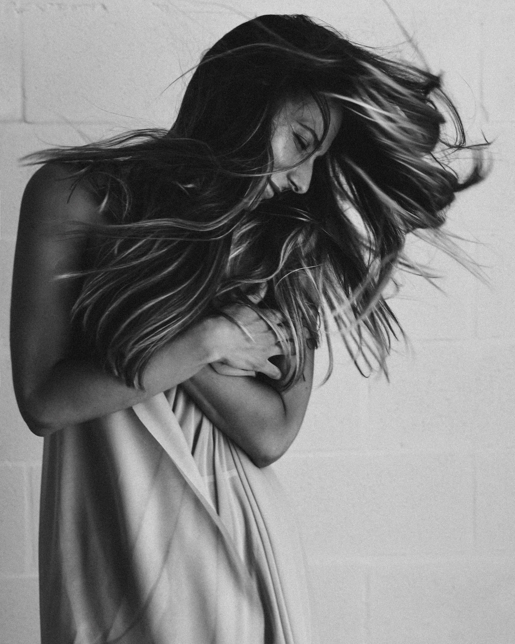 karamariestudios_womenwhorunwithwolves-10.jpg