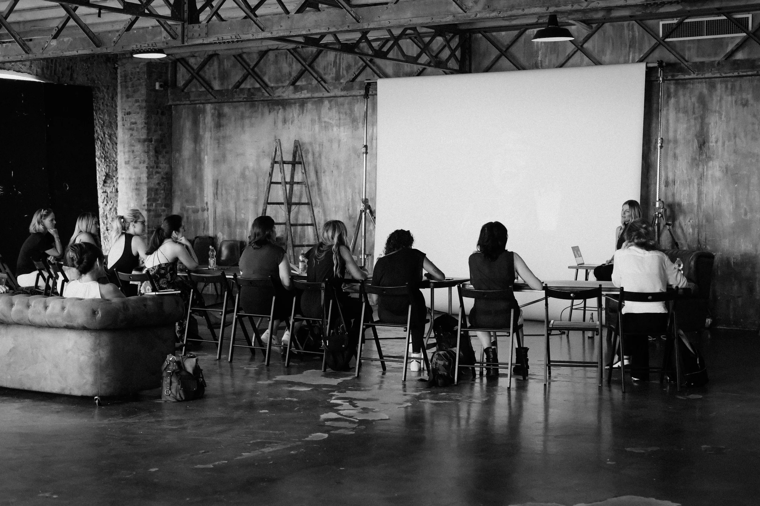 KaraMarieStudios_SummerMilanWorkshop_StudentBTS-50.JPG