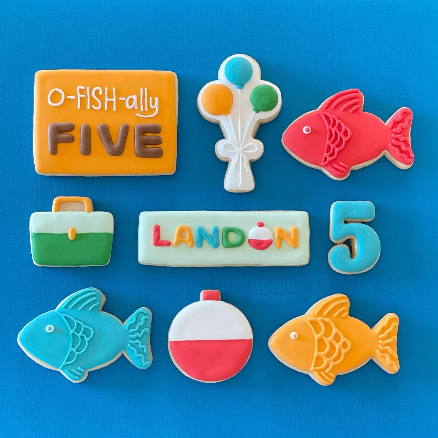 🎣🐟5️⃣🎉✨

#leonellecookies #sugarcookies #royalicing #cookier #ofishally #fish #fishing #birthday #otsegomn