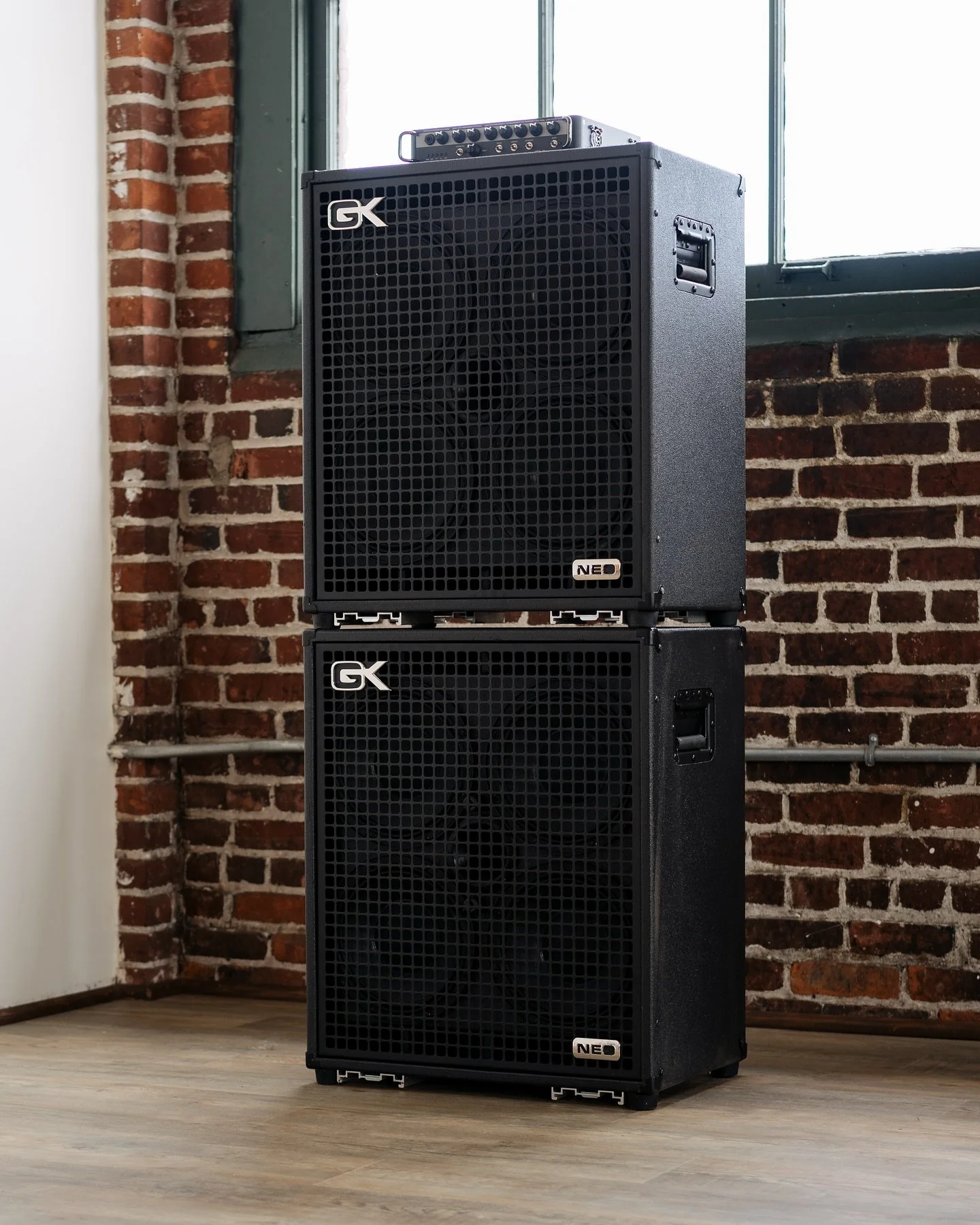 MB 200 Specs — Gallien-Krueger
