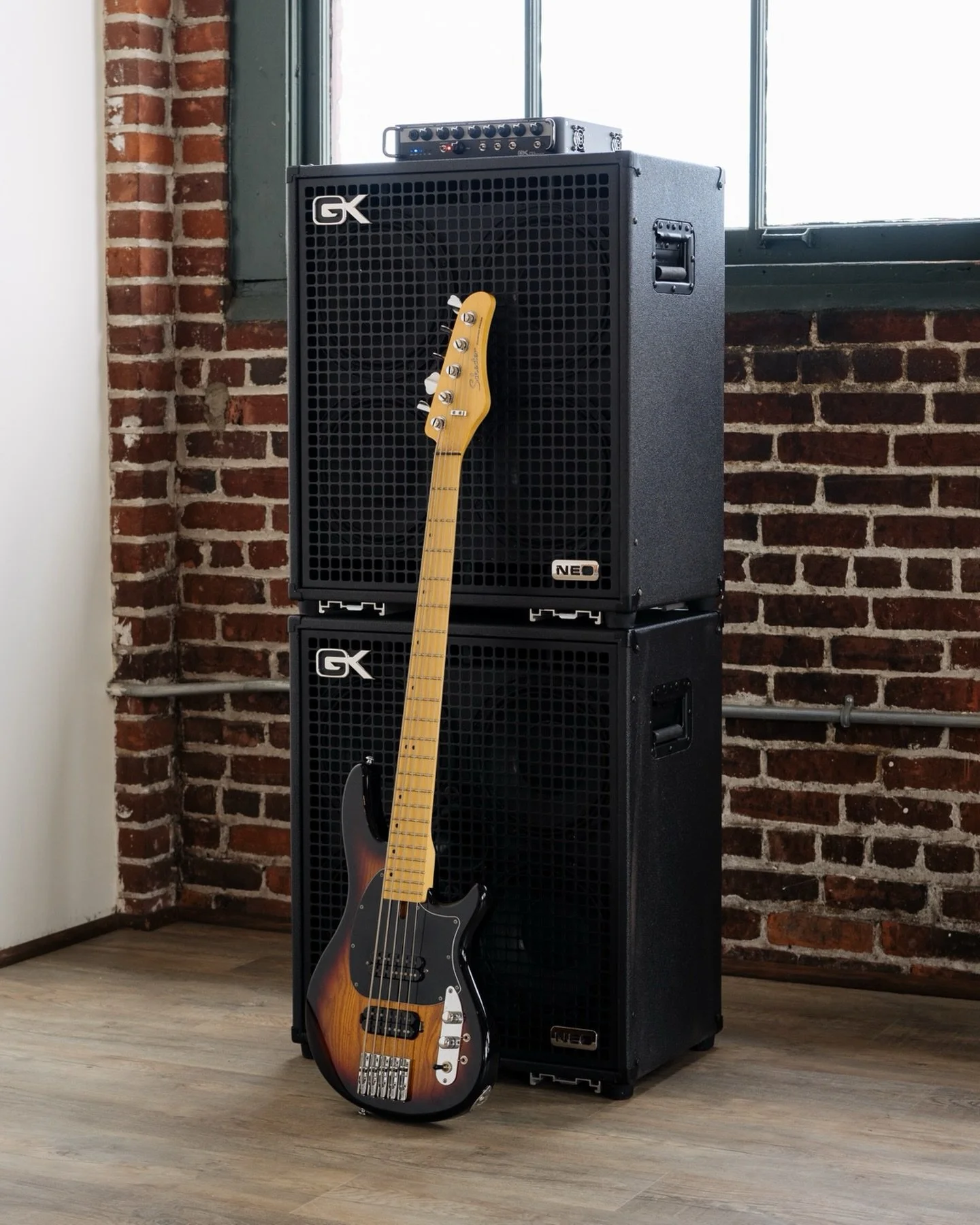 Stacked&hellip; Legacy 800 + NEO IV 410 x 2 
#gallienkrueger #gkamps #legacy800 #neoiv410
