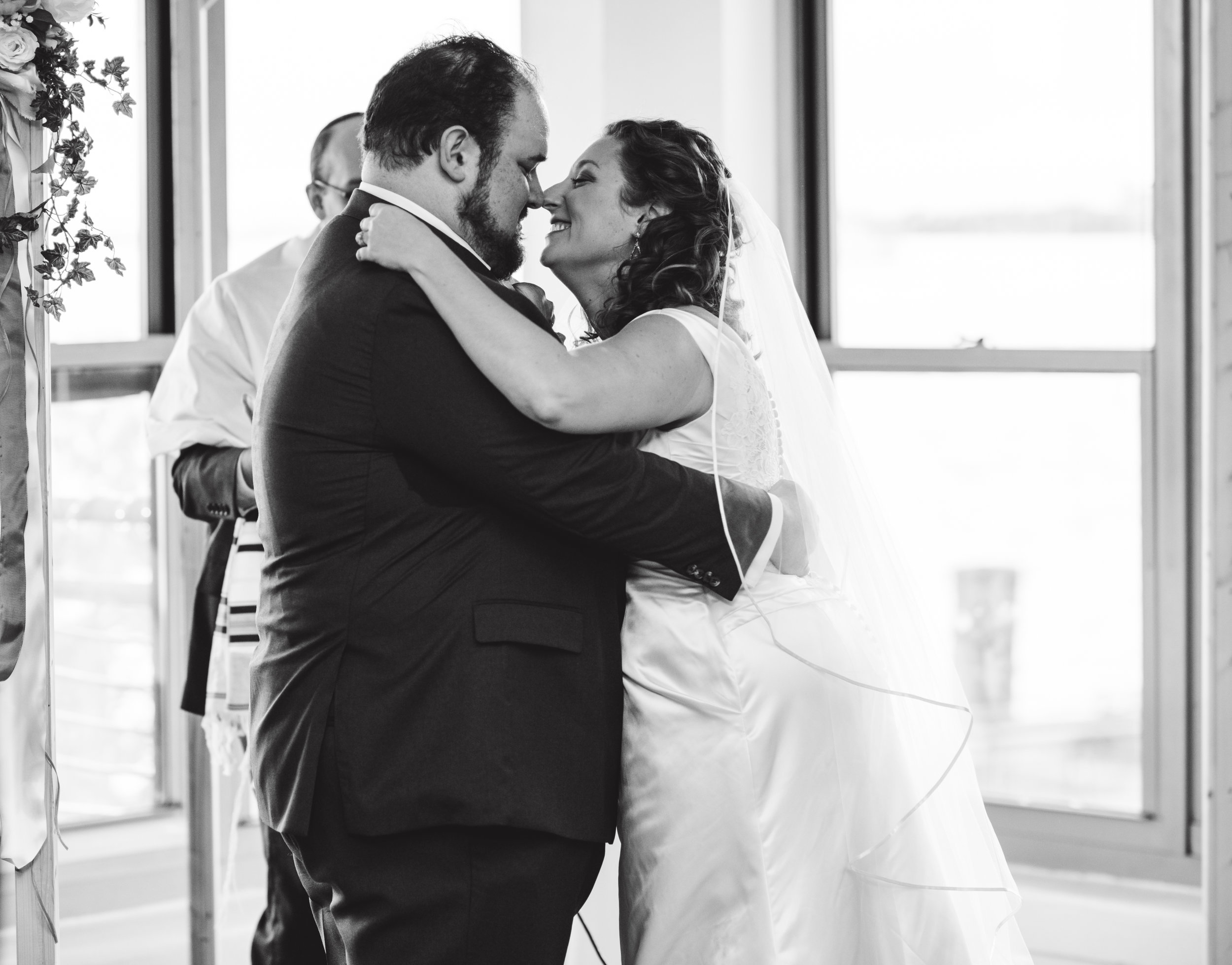 LIZA & JON - BATTERY PARK WEDDING - NYC INTIMATE WEDDING PHOTOGRAPHER - CHI-CHI AGBIM-474.jpg