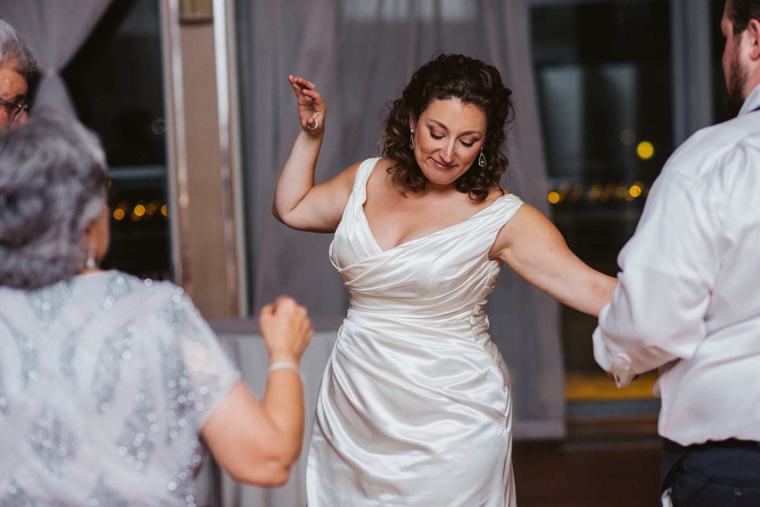 LIZA & JON - BATTERY PARK WEDDING - NYC INTIMATE WEDDING PHOTOGRAPHER - CHI-CHI AGBIM-781.jpg