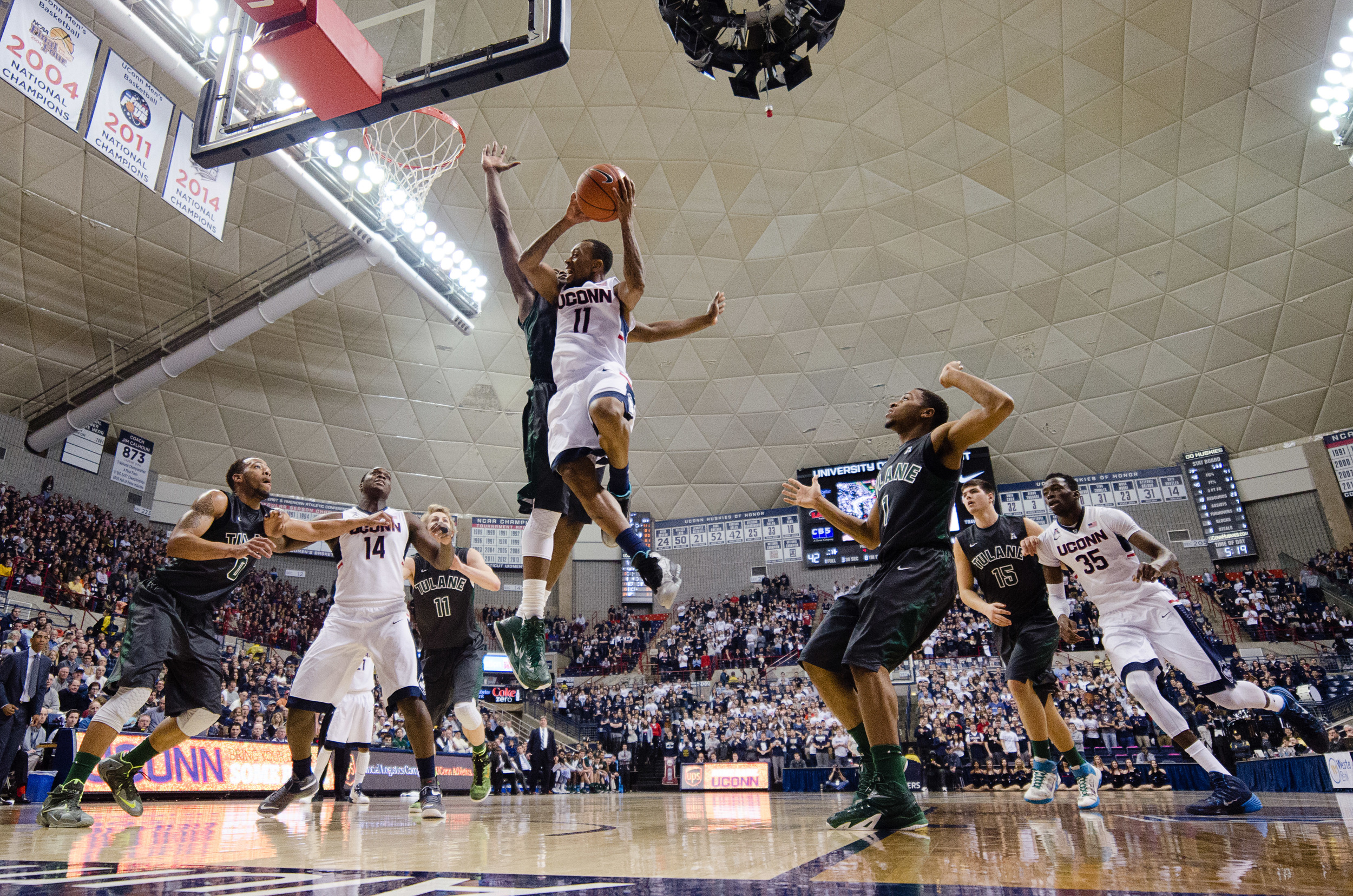 02-22-15_UConnvTulane_Lanzoni-00291-Edit.jpg