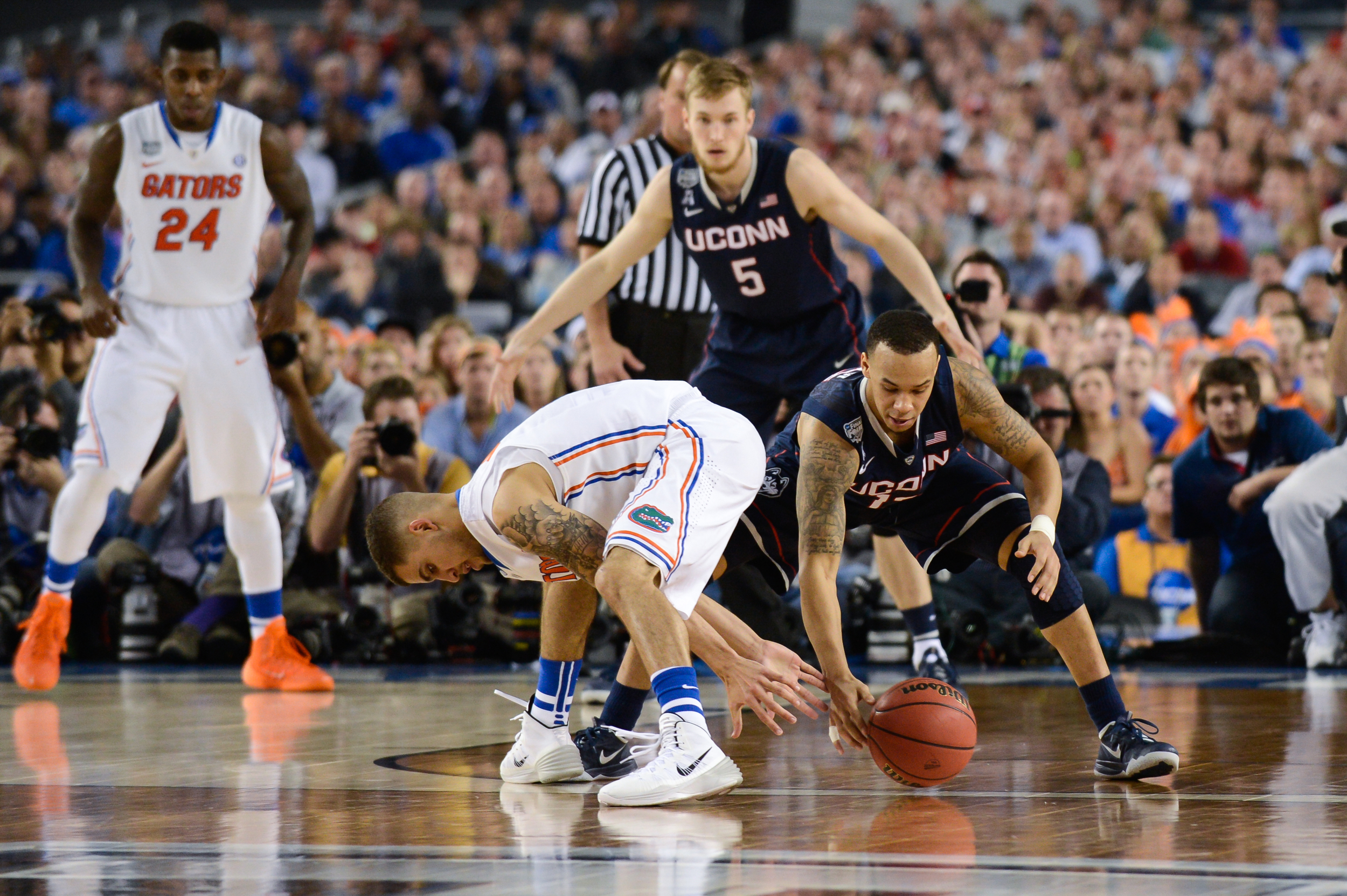 4_5_2014_NCAAFlordaVUConn_Lanzoni-123.jpg