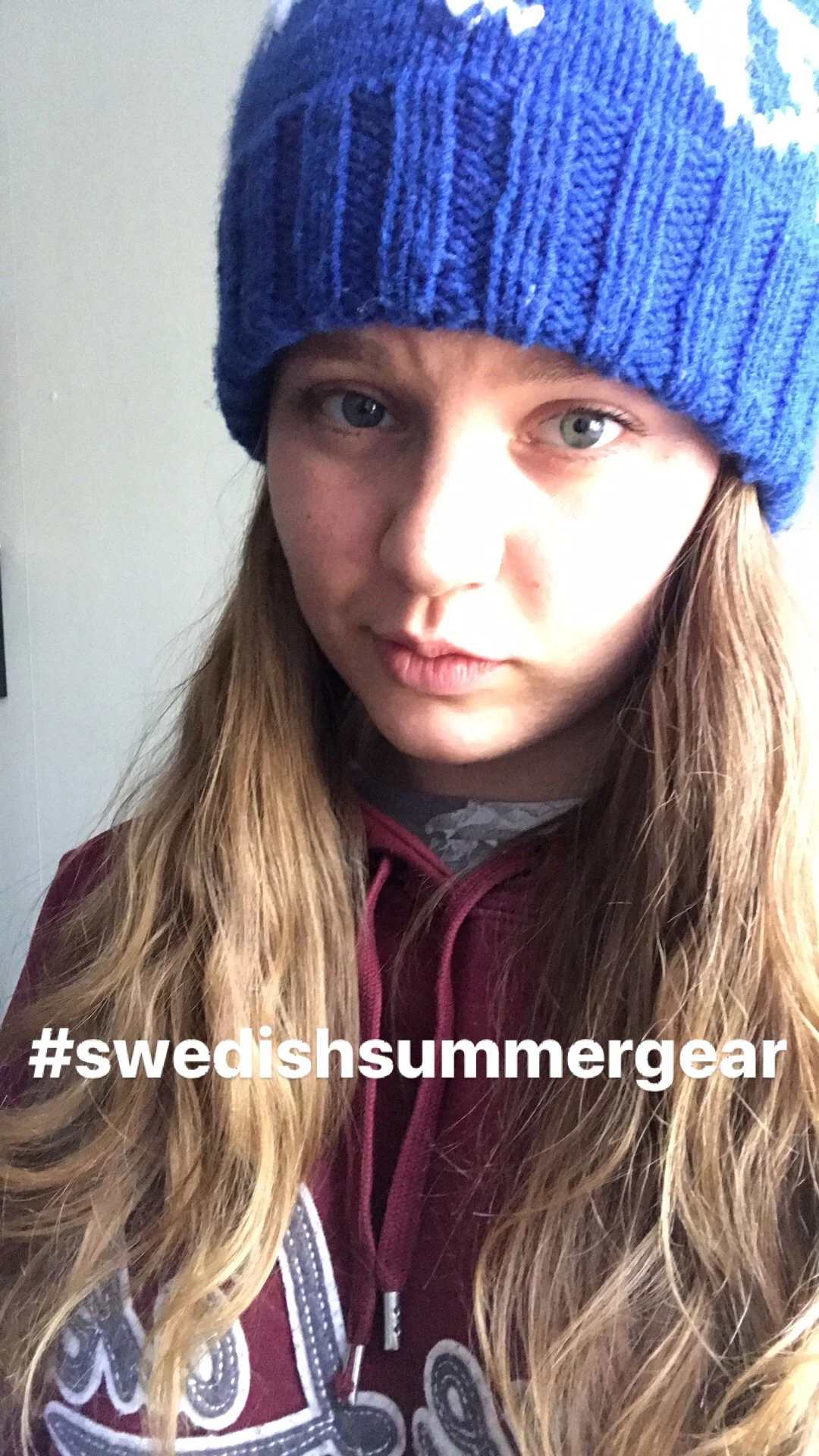 Thanks for letting borrow your hat and two sweatshirts NIklas. Can't believe forgot to bring my summertime winter clothes. 